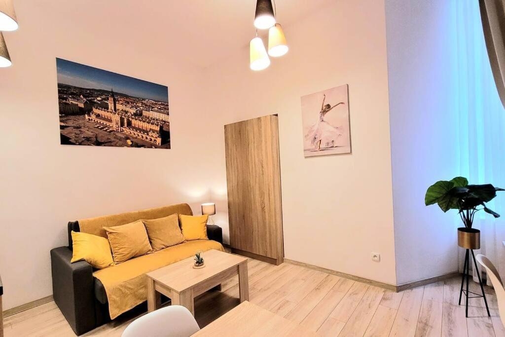 Golden Apartment Bosacka Krakow Old Town 2 Rooms Eksteriør billede