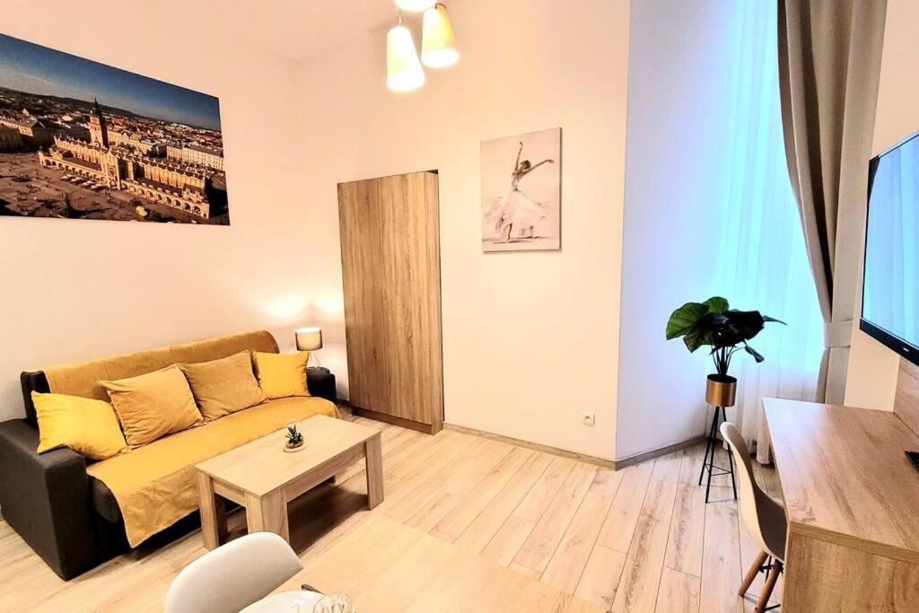 Golden Apartment Bosacka Krakow Old Town 2 Rooms Eksteriør billede