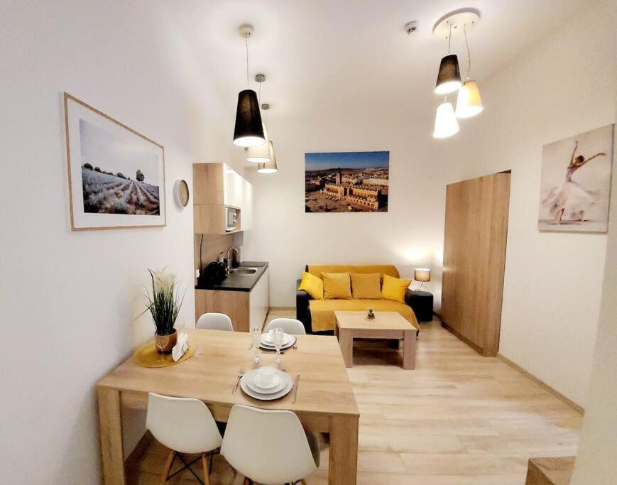 Golden Apartment Bosacka Krakow Old Town 2 Rooms Eksteriør billede